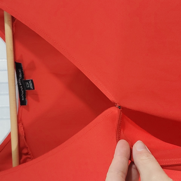 Banana Republic Fire Red Elegant Blouse Size Petite Small - Picture 6 of 12